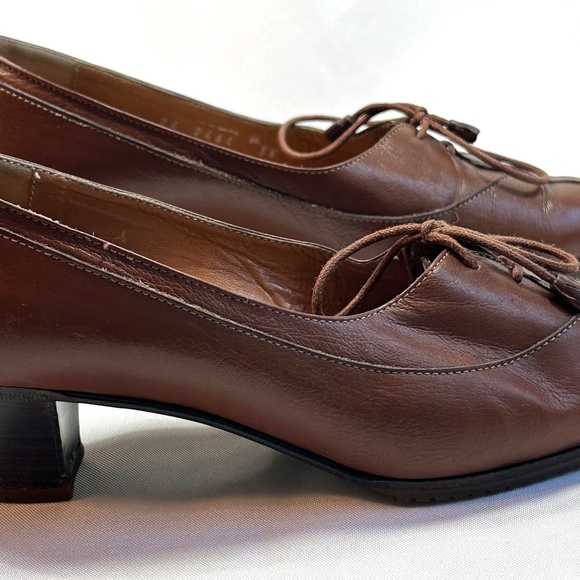 Vintage 1980s(?) CELINE Brown Leather Lace-Up Pump Size 36 US 5-1/2 - Picture 3 of 16